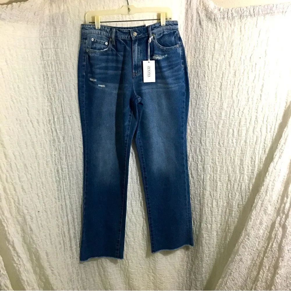 Zenana NWT Highrise Jeans Size 29
